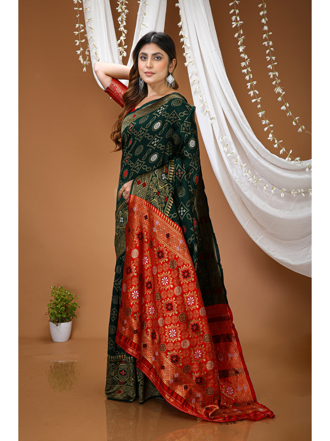 Peachmode Green Heavy Pallu Soft Lichi Silk Kanchipuram Saree - Image 3
