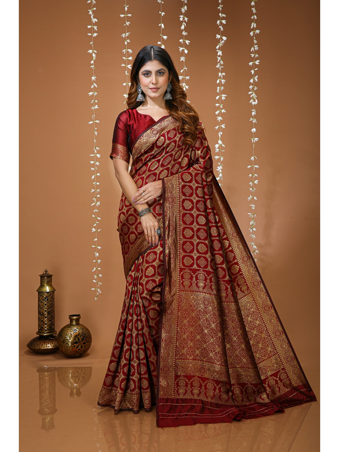 Peachmode Maroon Traditional Motif Soft Lichi Silk Saree - Image 1