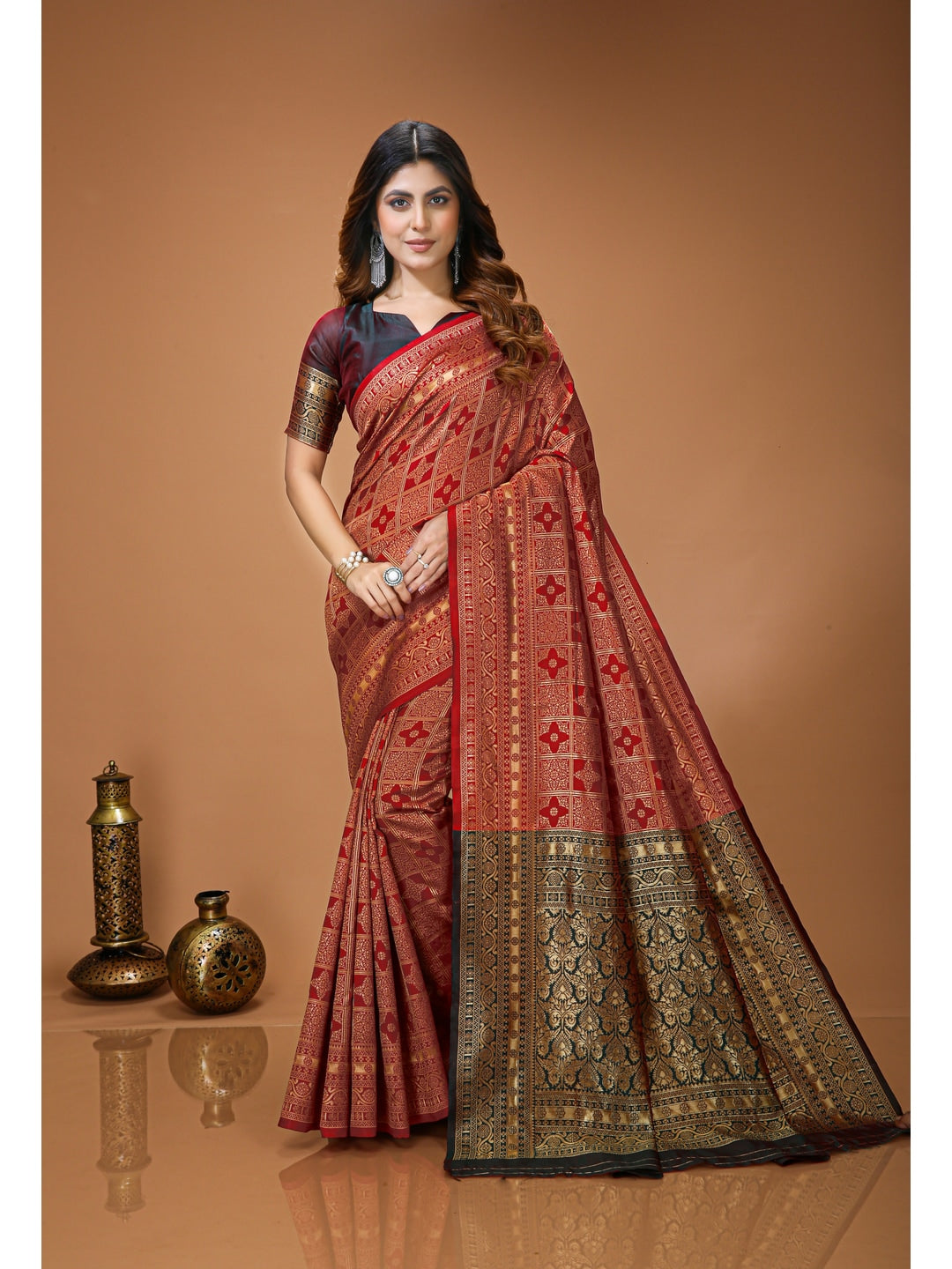 Peachmode Red Traditional Motif Soft Lichi Silk Saree - Image 1