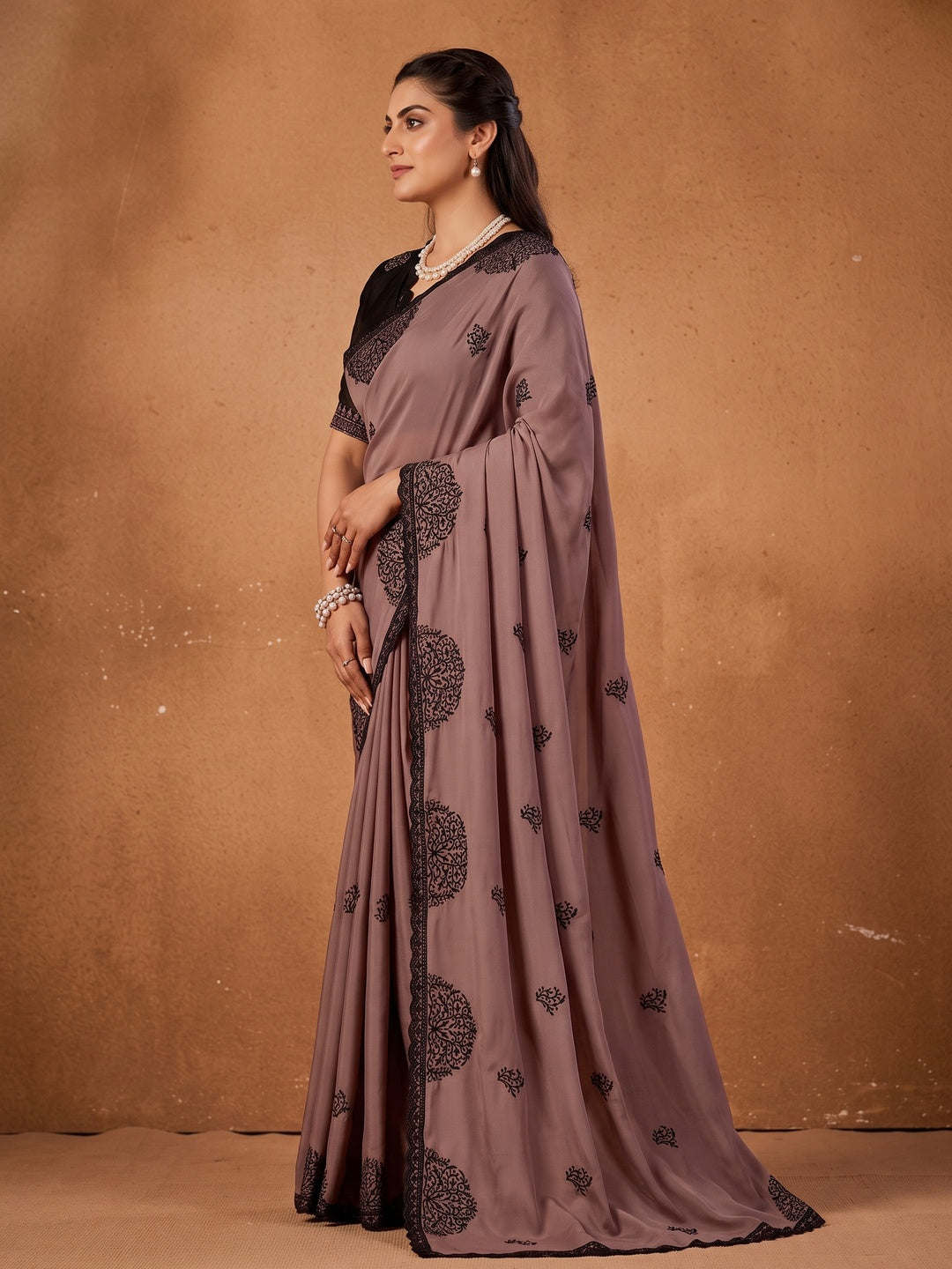 Peachmode Mauve Mandala Embroidered Rangoli Silk Saree - Image 4