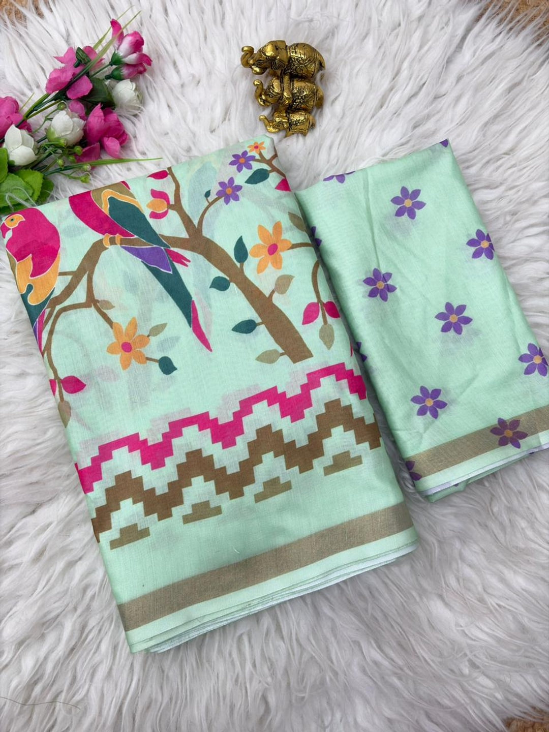 Peachmode Mint Green Digital Printed Mul Cotton Saree - Image 3