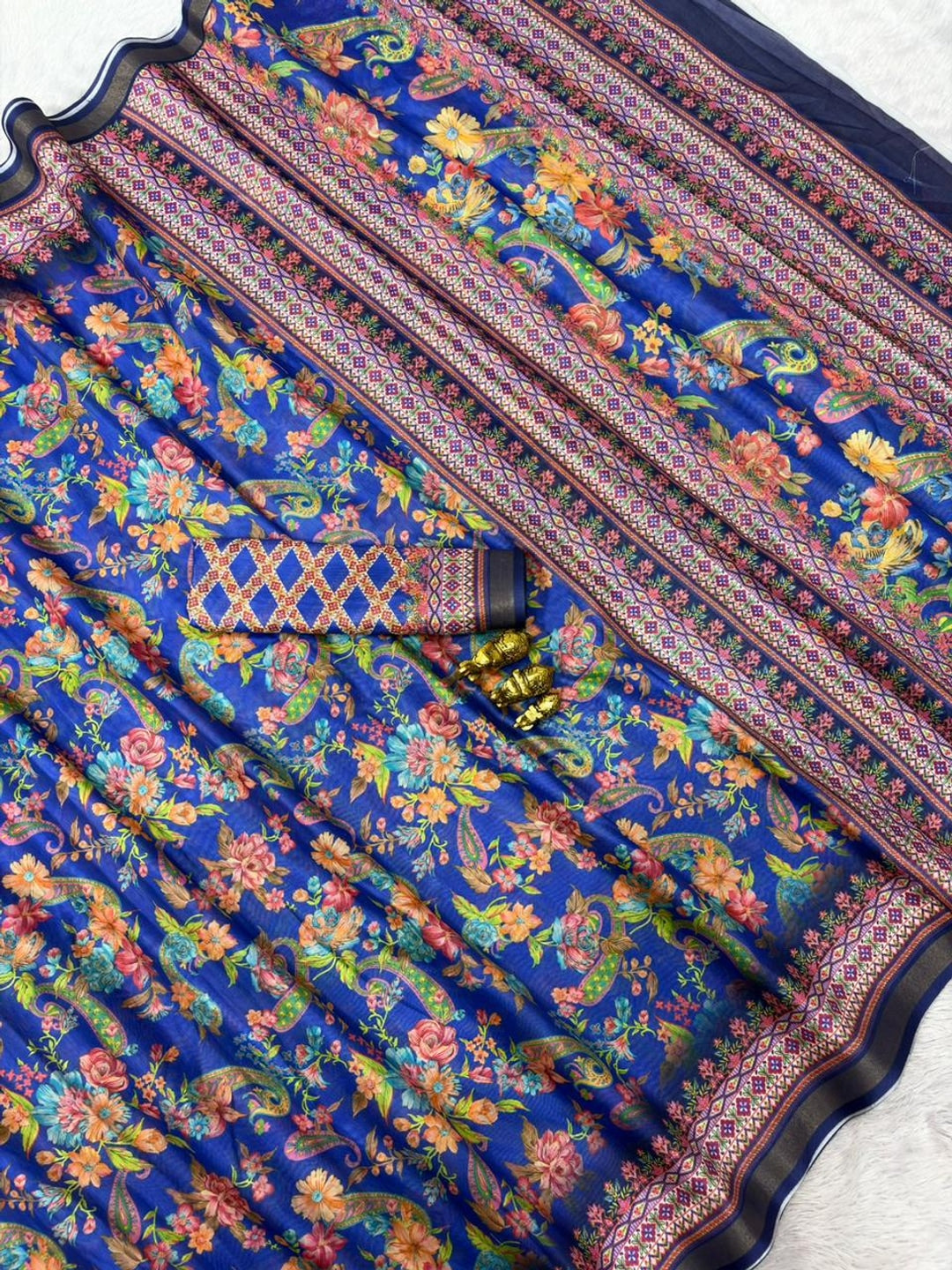 Peachmode Royal Blue Digital Printed Mul Cotton Saree - Image 3