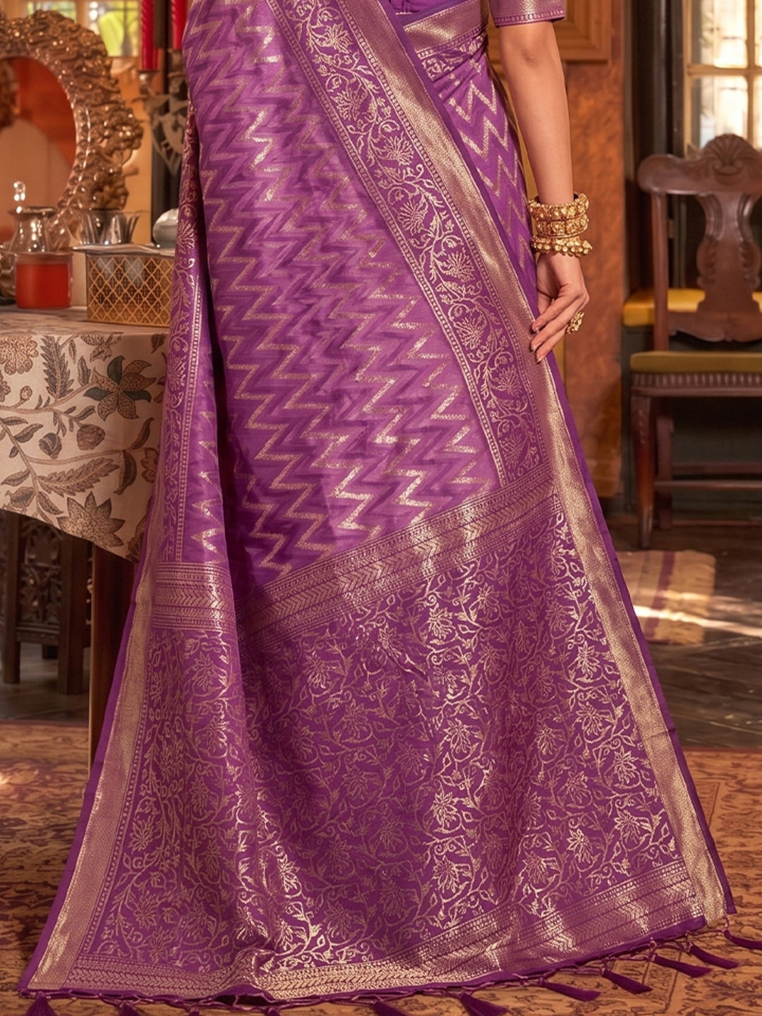 Peachmode Purple Silk Blend Woven Saree - Image 4