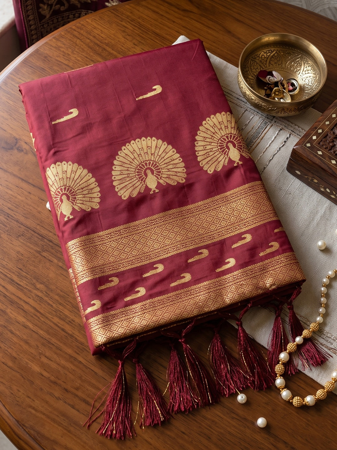 Peachmode Maroon Soft Silk Woven Saree - Image 4