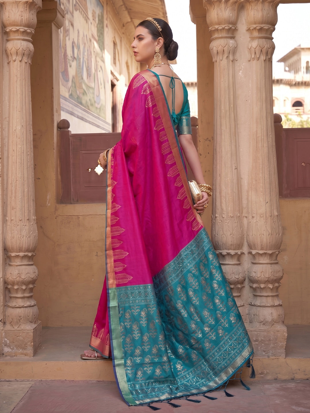 Peachmode Pink Soft Silk Woven Saree - Image 2