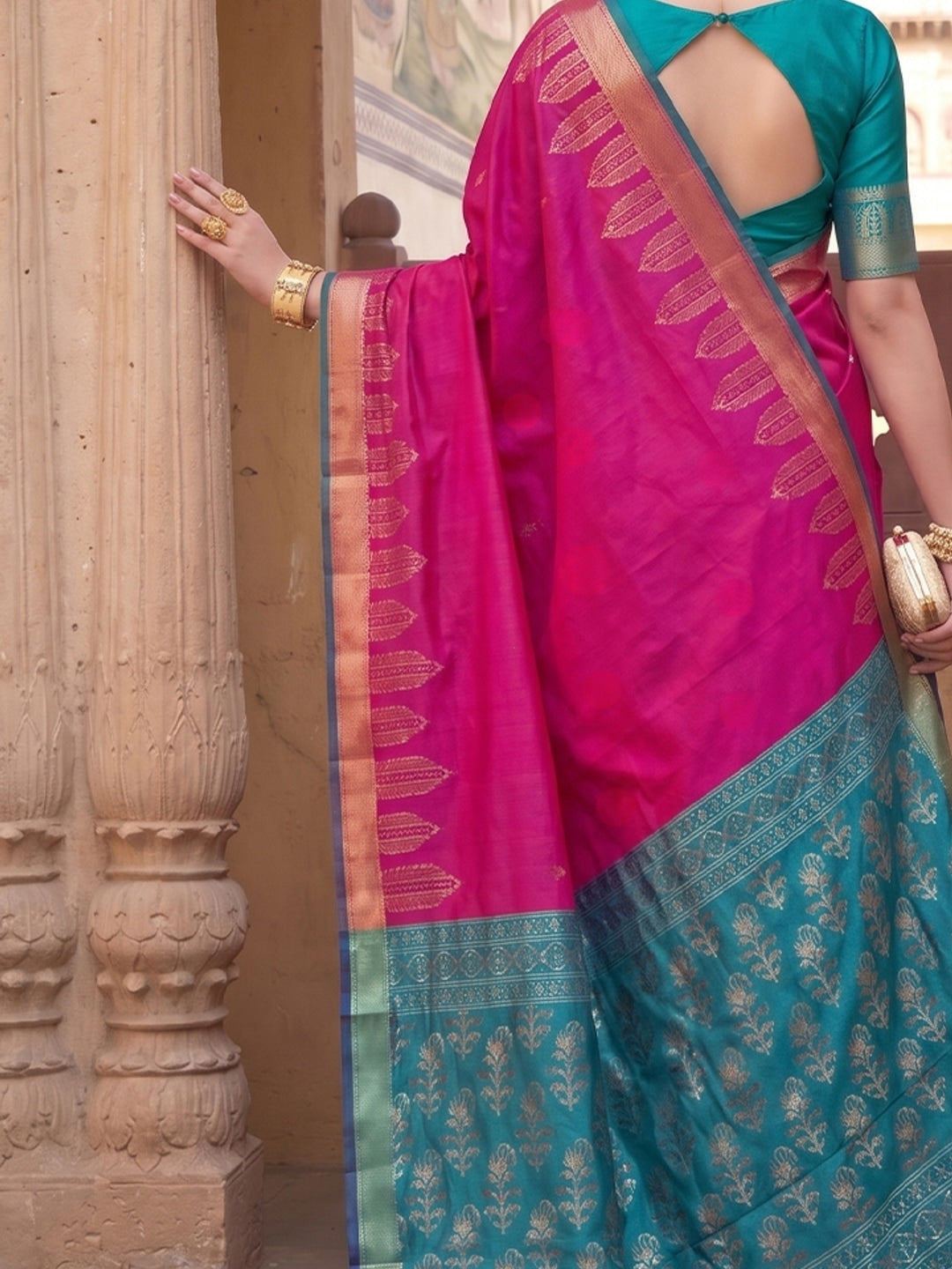 Peachmode Pink Soft Silk Woven Saree - Image 5