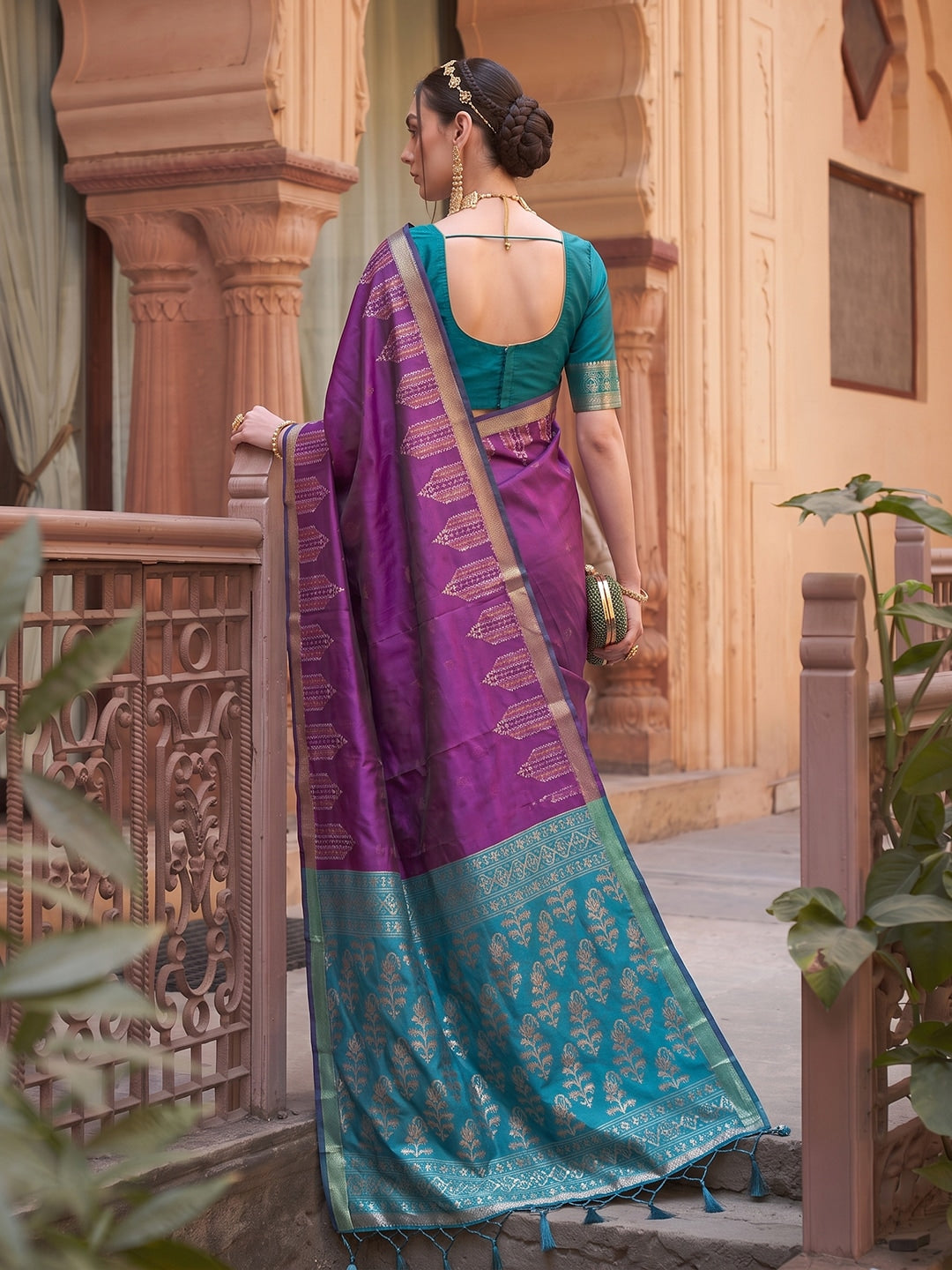 Peachmode Purple Soft Silk Woven Saree - Image 2