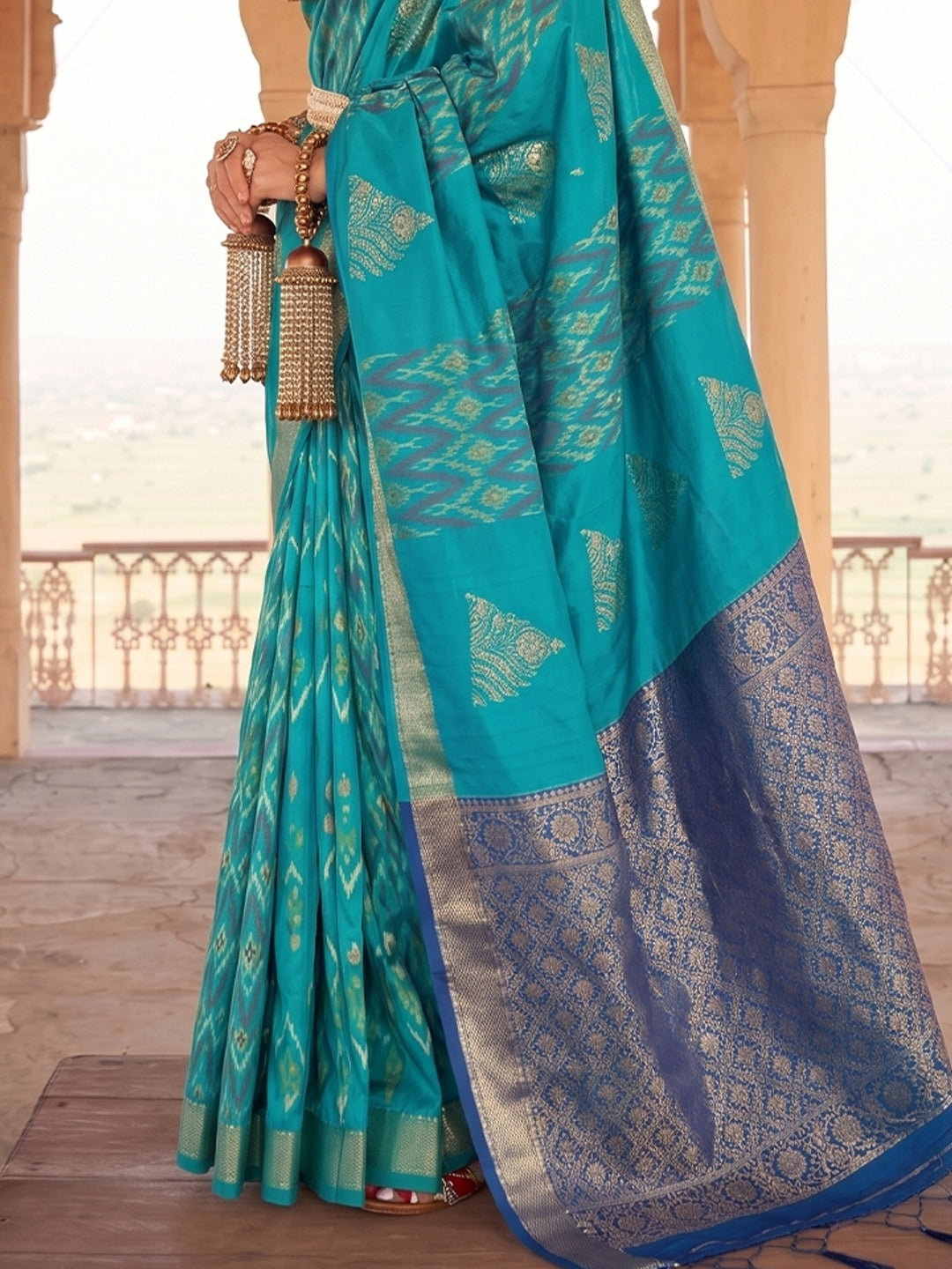 Peachmode Sky Blue Soft Silk Woven Saree - Image 4