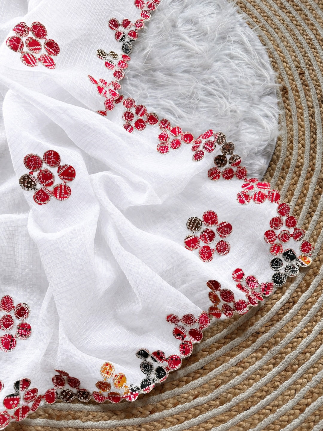 Peachmode White Kota Doria Bandhej Patch Saree - Image 5