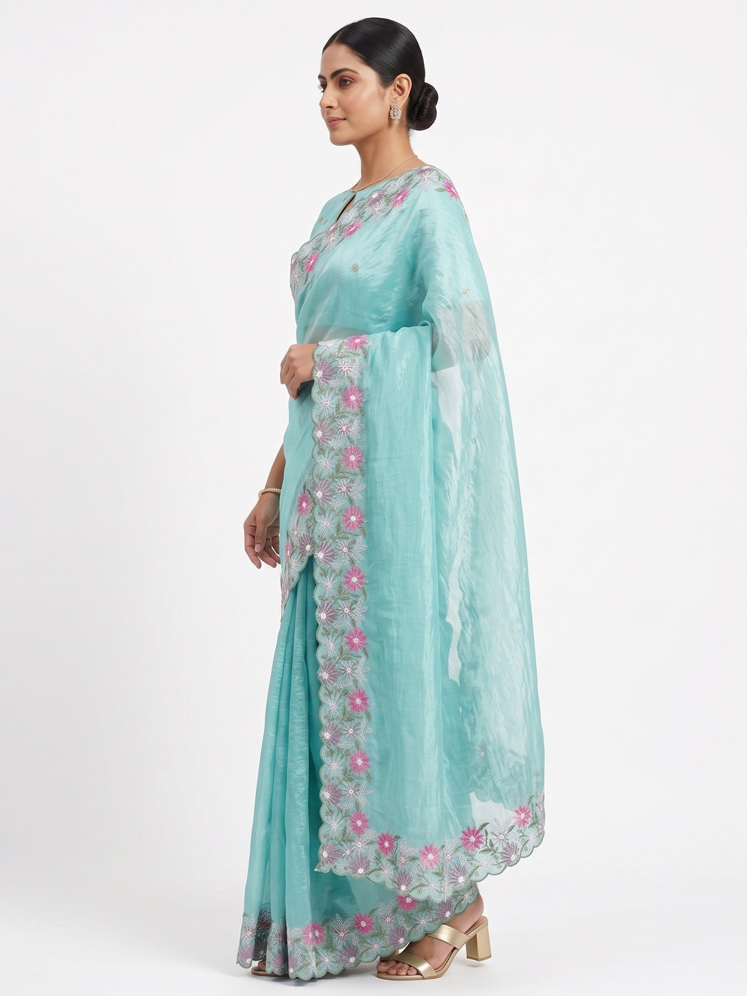 Peachmode Sea Green Floral Embroidered Crunchi Saree - Image 4