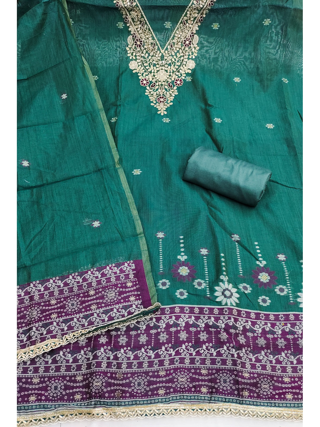 Peachmode Green Unstitched Dress Material - Image 2