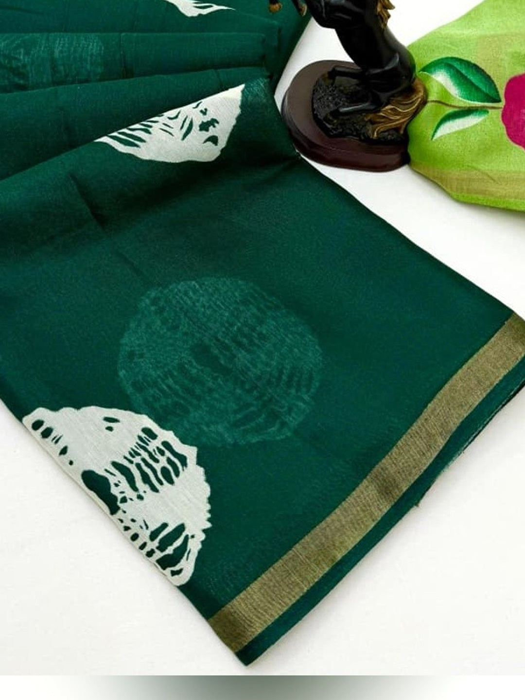 Peachmode Green Mulmul Cotton Bandhani Print Saree - Image 2
