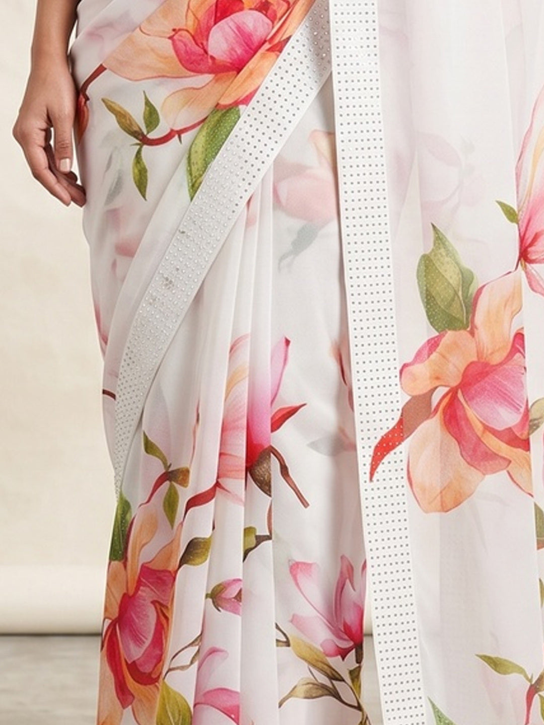 White Floral Printed Georgette Saree - Image 3