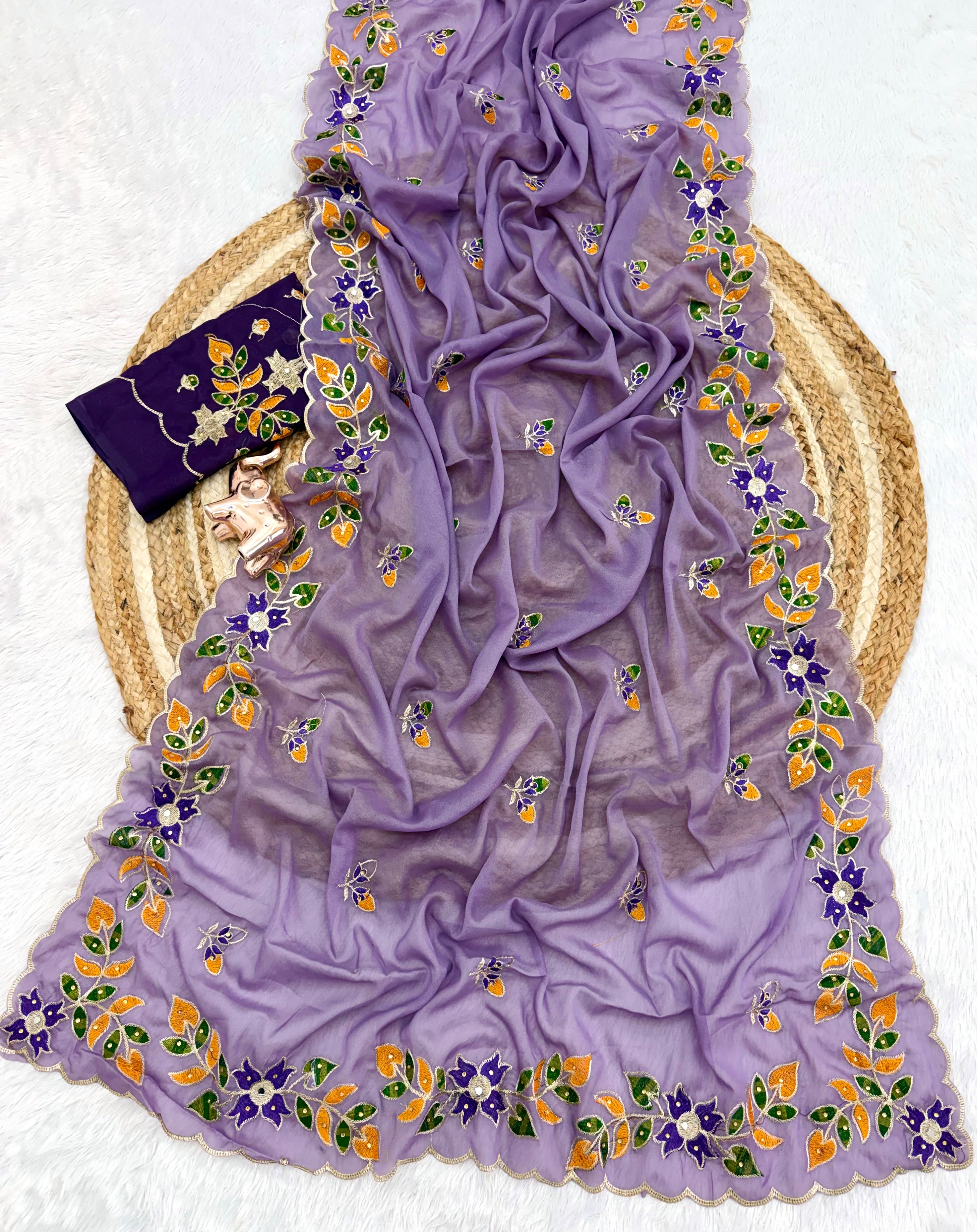 Peachmode Lavender Embroidered Shining Georgette Saree - Image 4