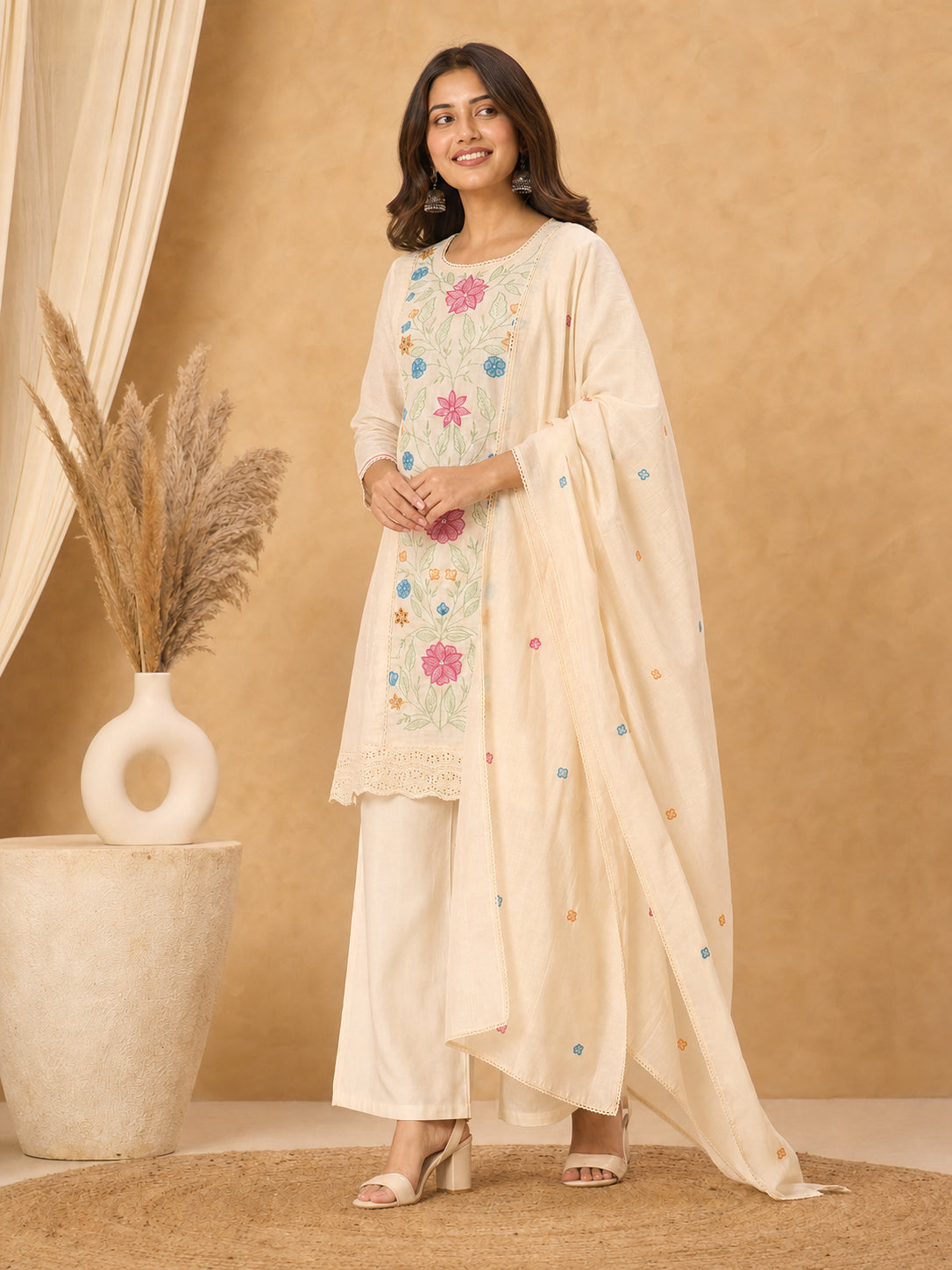 Peachmode Cream Chanderi Floral Embroidered Salwar Suit - Image 4