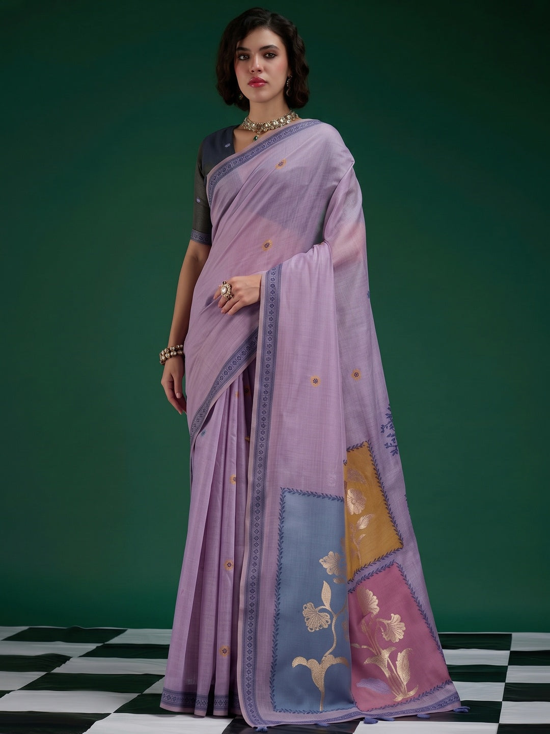 Designer Light Lavender Jamdani Cotton Silk Saree With Floral Zari Weaving & Tassel Pallu - Image 3