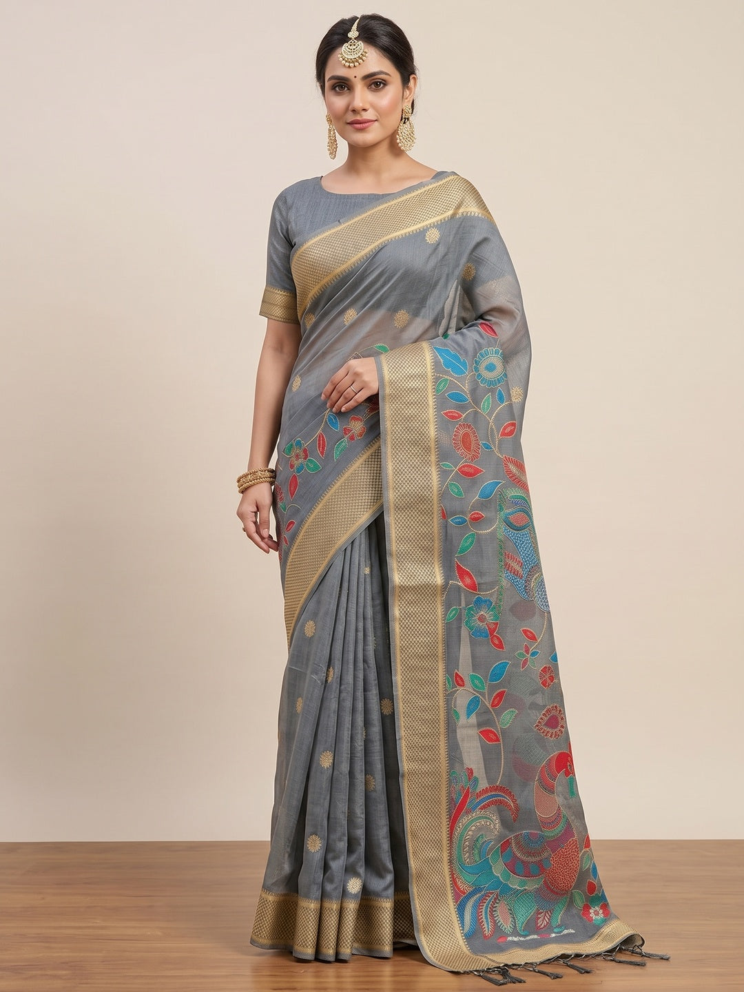 Classic Grey Floral Weaving Tissue Saree Enhanced With Peacock Motif Pallu & Tassels - Image 3