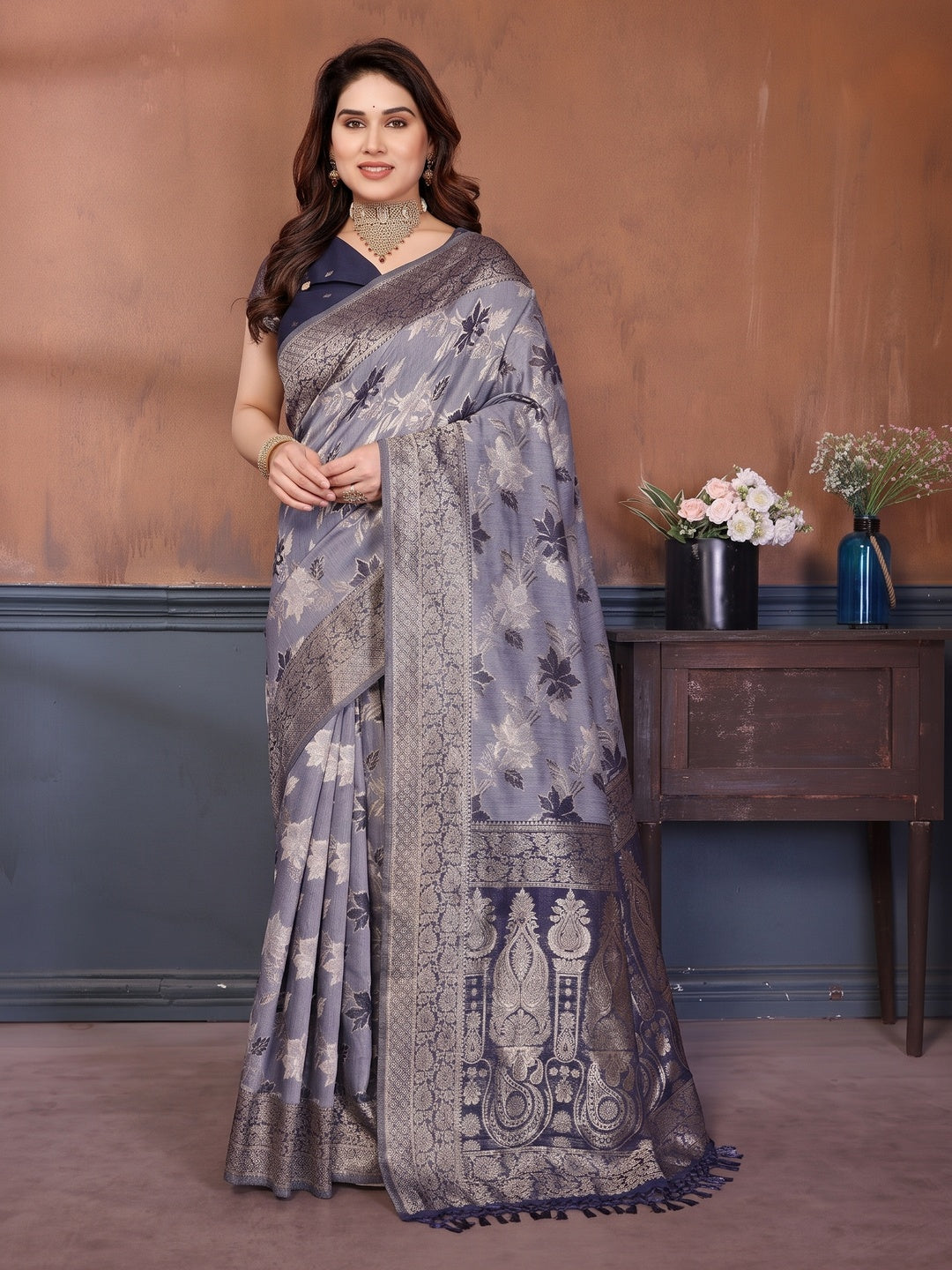 Classic Blue Floral Jacquard Zari Weaving Pure Cotton Saree With Traditional Tassels Pallu - Image 3
