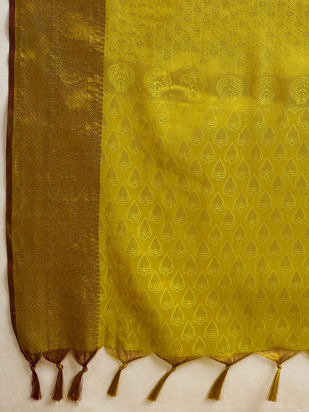 Peachmode Mustard Kanchivaram Silk Woven Saree - Image 5
