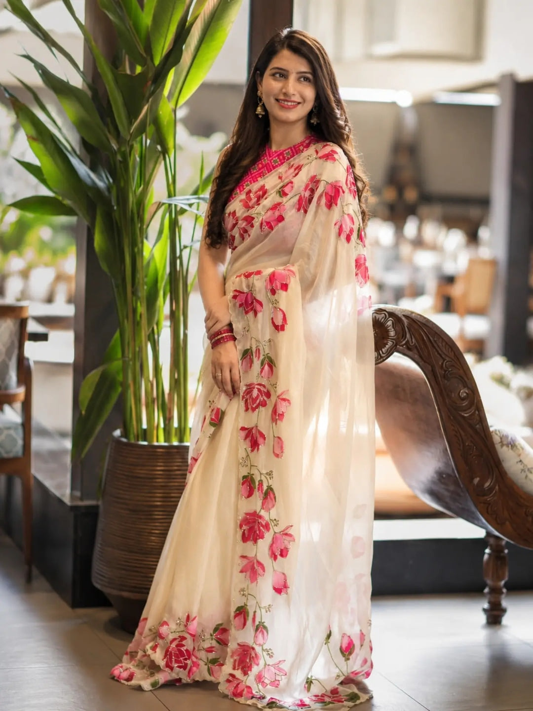 Peachmode Cream Floral Handwork Fendy Silk Saree - Image 1