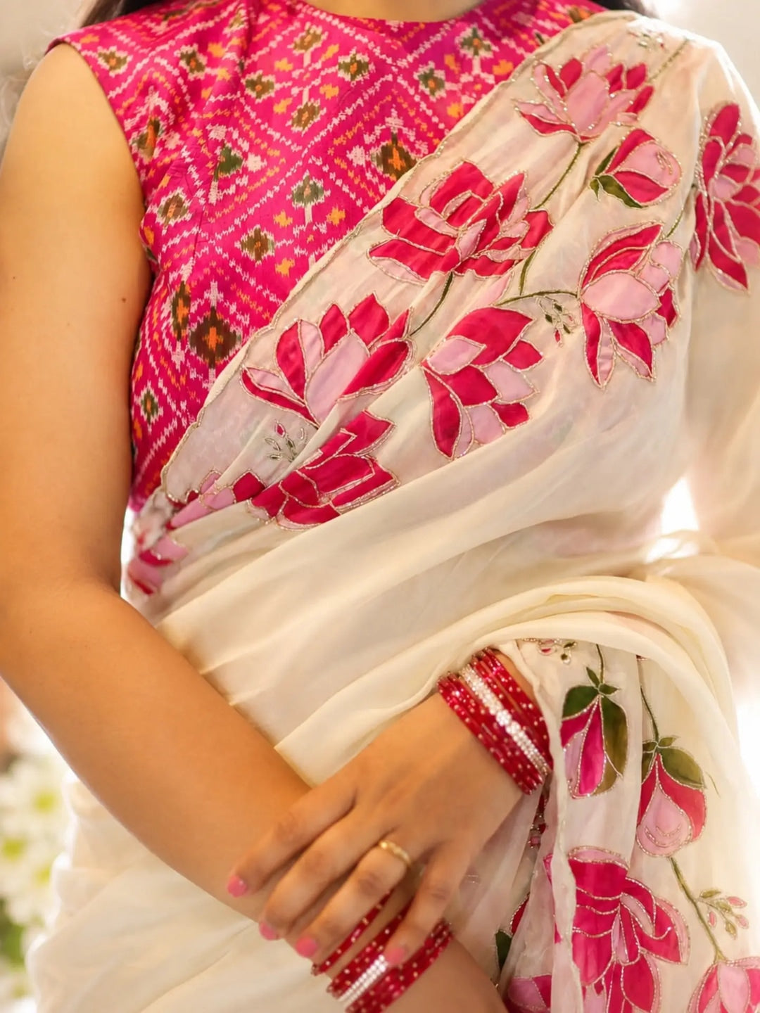 Peachmode Cream Floral Handwork Fendy Silk Saree - Image 2