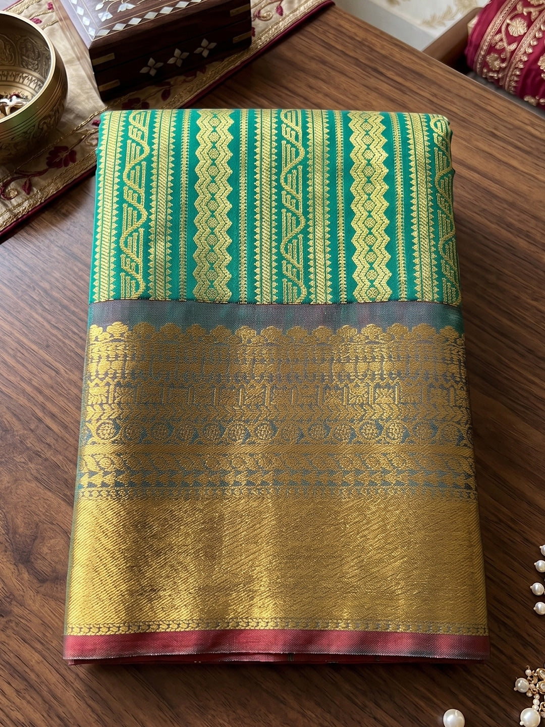 Peachmode Rama Green Kanchivaram Silk Woven Saree - Image 5