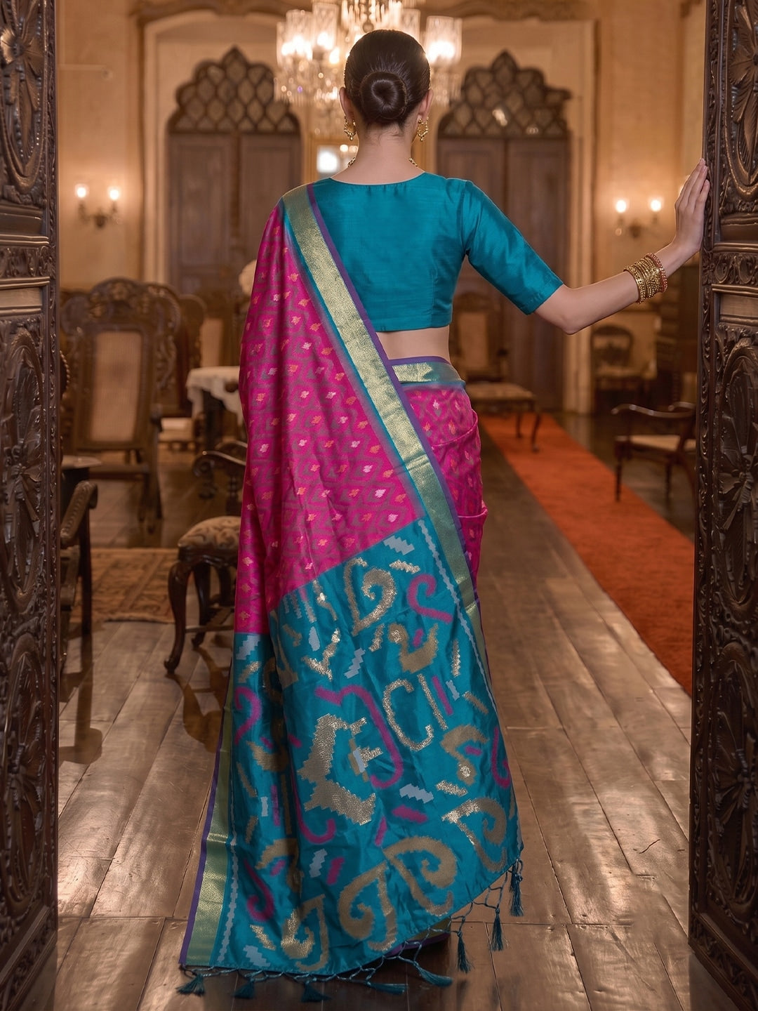 Peachmode Rani Pink Soft Silk Woven Saree - Image 2