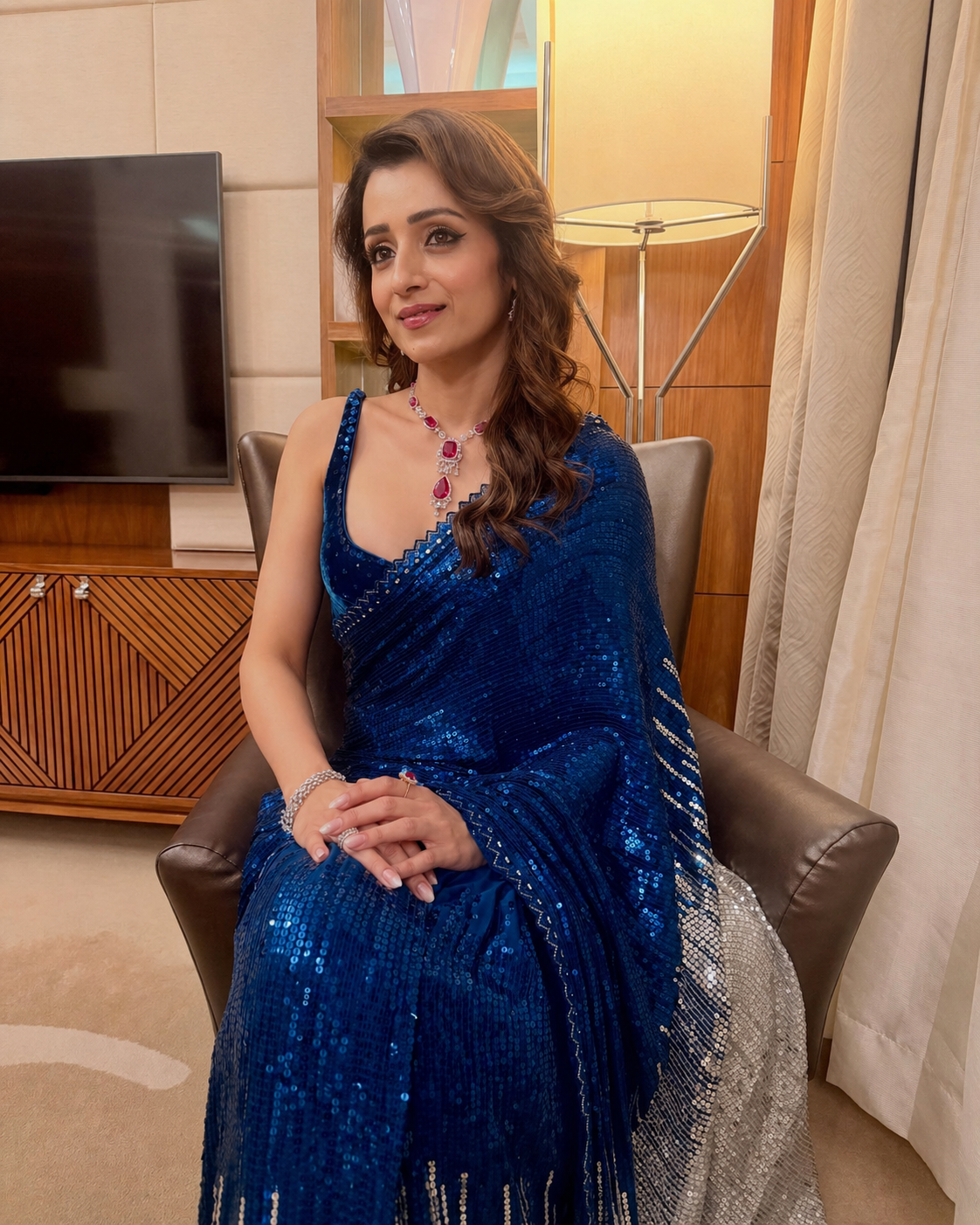 Peachmode Navy Blue Sequins Embellished Georgette Saree - Image 4