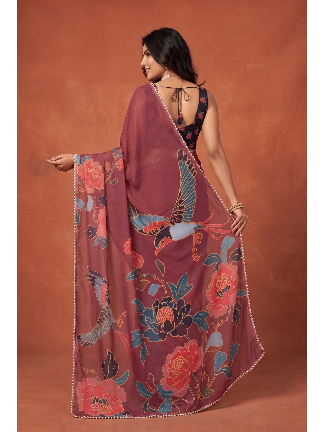 Peachmode Maroon Floral Digital Print Georgette Saree - Image 2