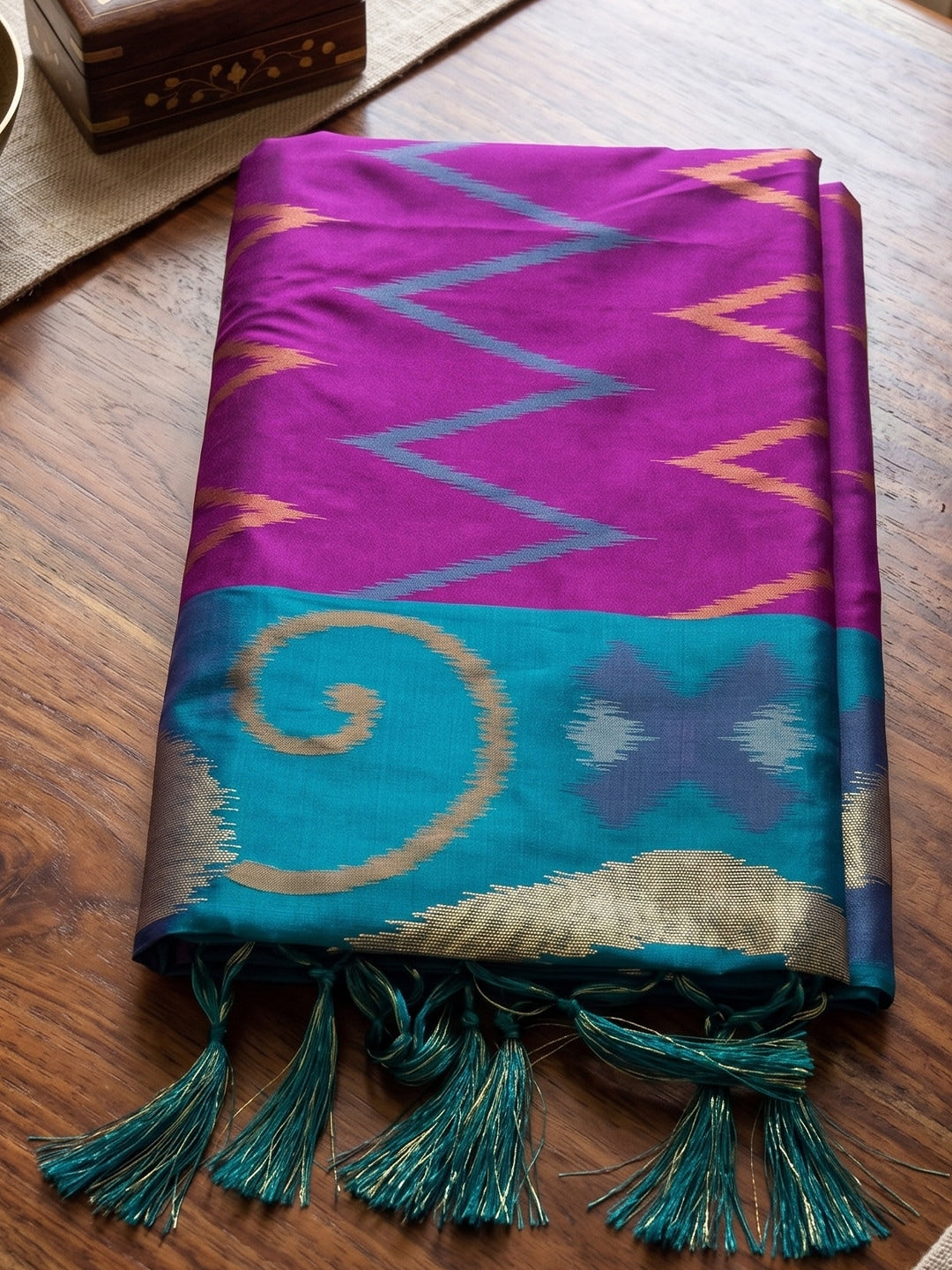 Peachmode Purple Soft Silk Woven Saree - Image 4