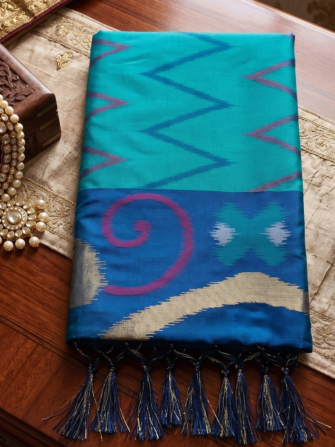 Peachmode Sea Green Soft Silk Woven Saree - Image 4