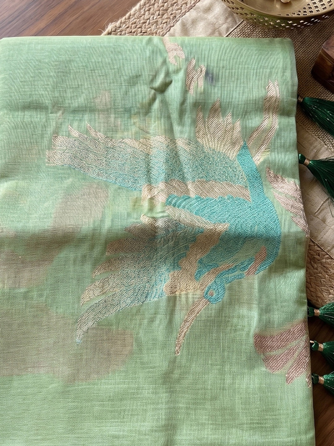 Peachmode Green Linen Cotton Woven Saree - Image 5