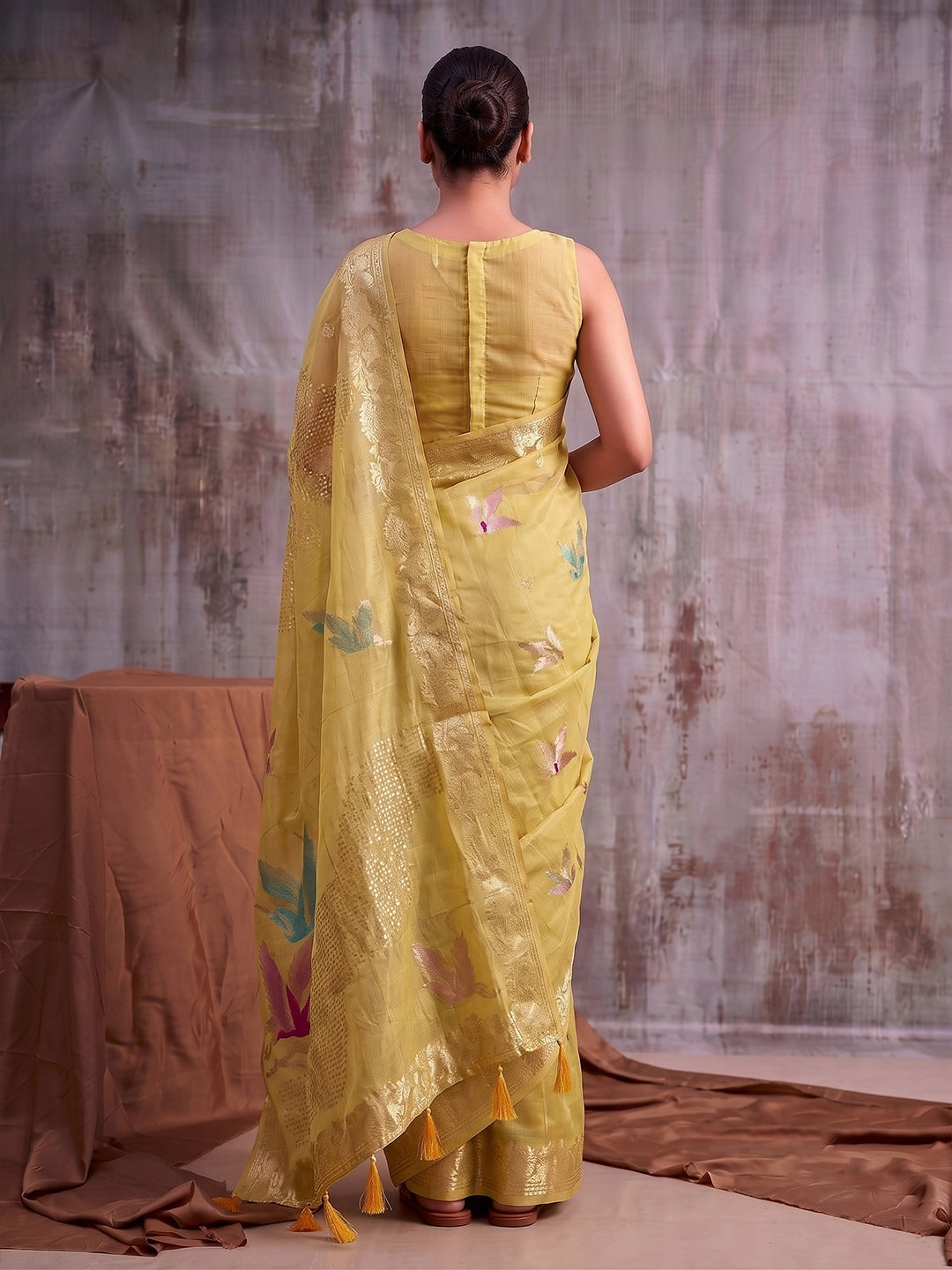 Peachmode Mustard Linen Cotton Woven Saree - Image 4