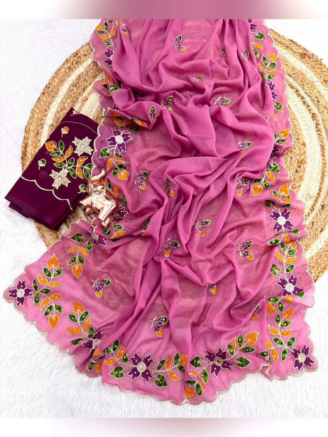 Peachmode Onion Pink Embroidered Shining Georgette Saree - Image 4