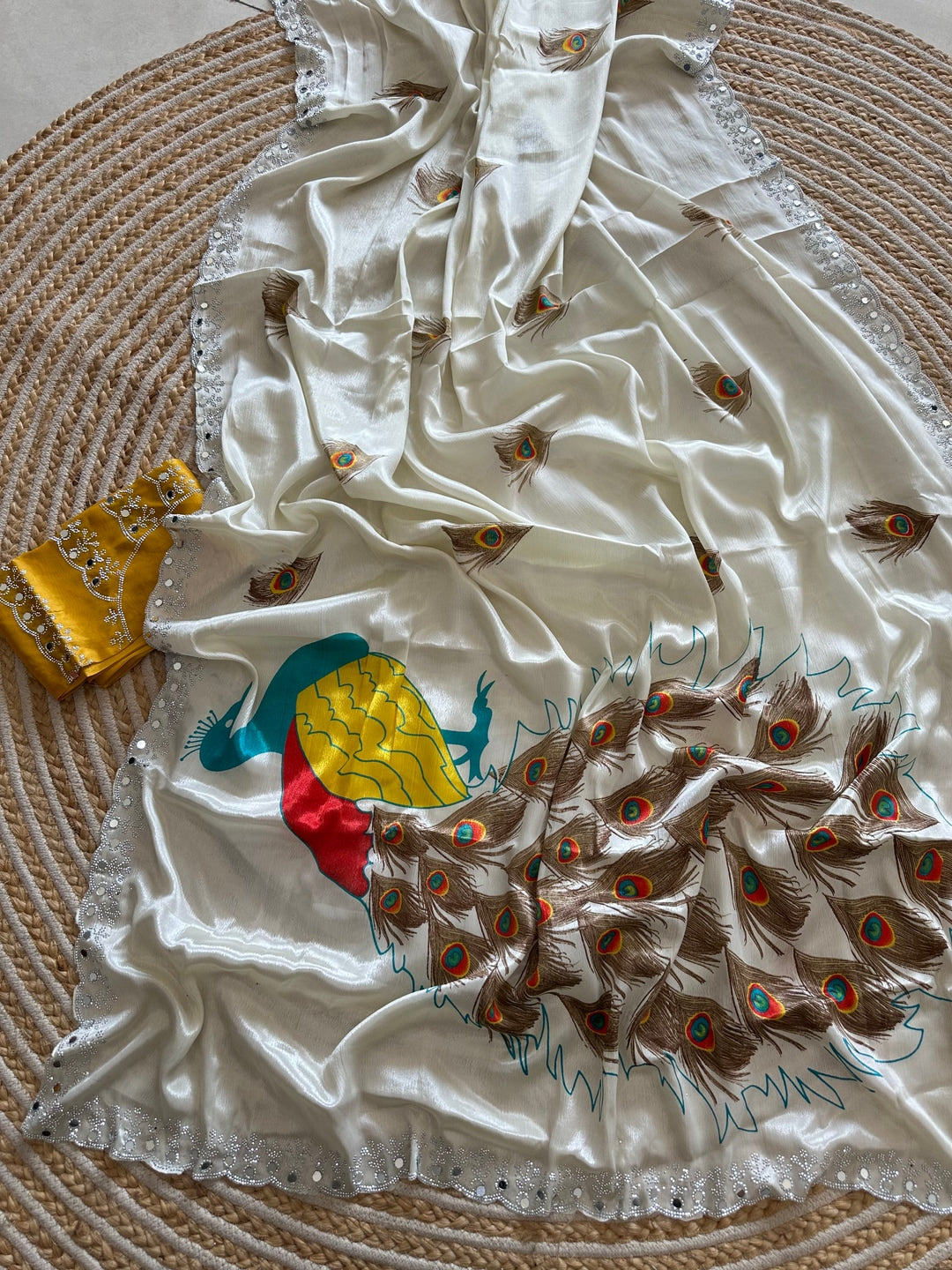 Peachmode Cream Peacock Printed Silk Chinon Saree - Image 3