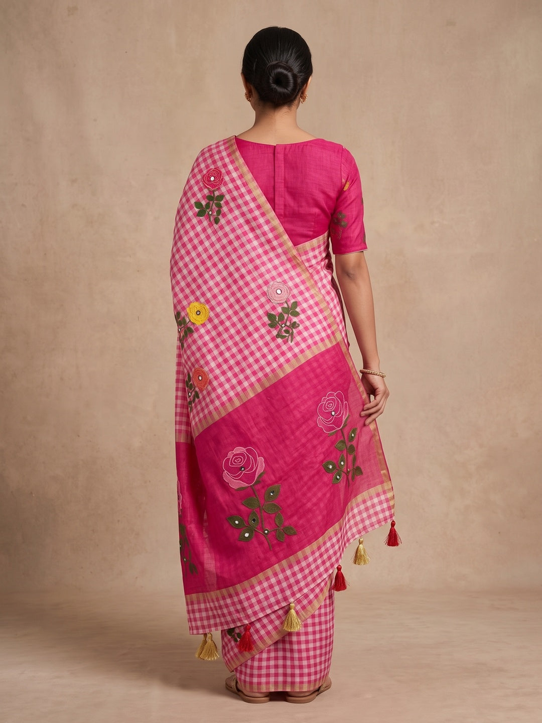 Peachmode Pink Aari Mirror Work Linen Cotton Saree - Image 5