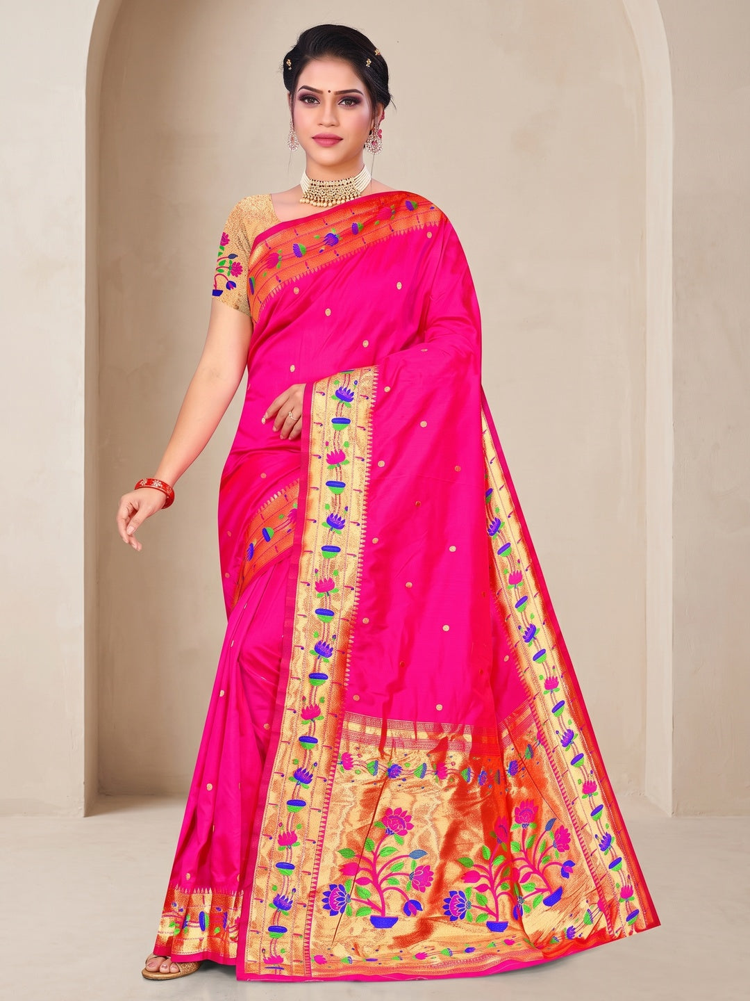 Peachmode Pink Pure Silk Floral Pot Woven Saree - Image 1