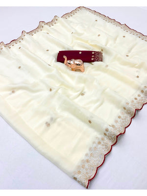 Peachmode White Floral Embroidered Georgette Saree - Image 2