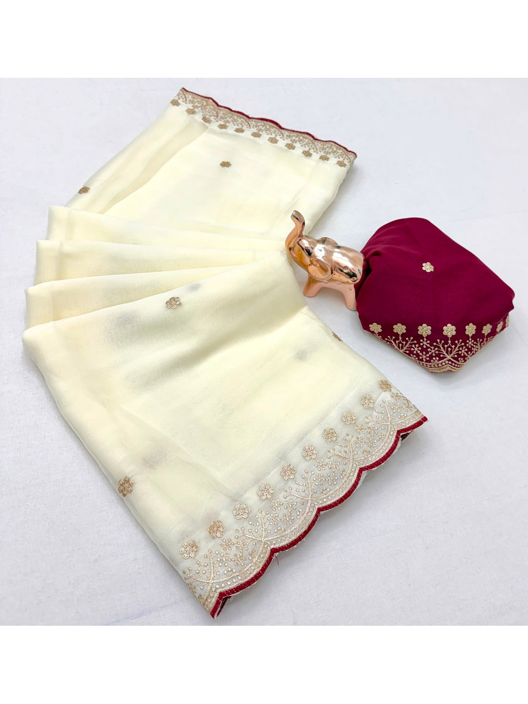 Peachmode White Floral Embroidered Georgette Saree - Image 3