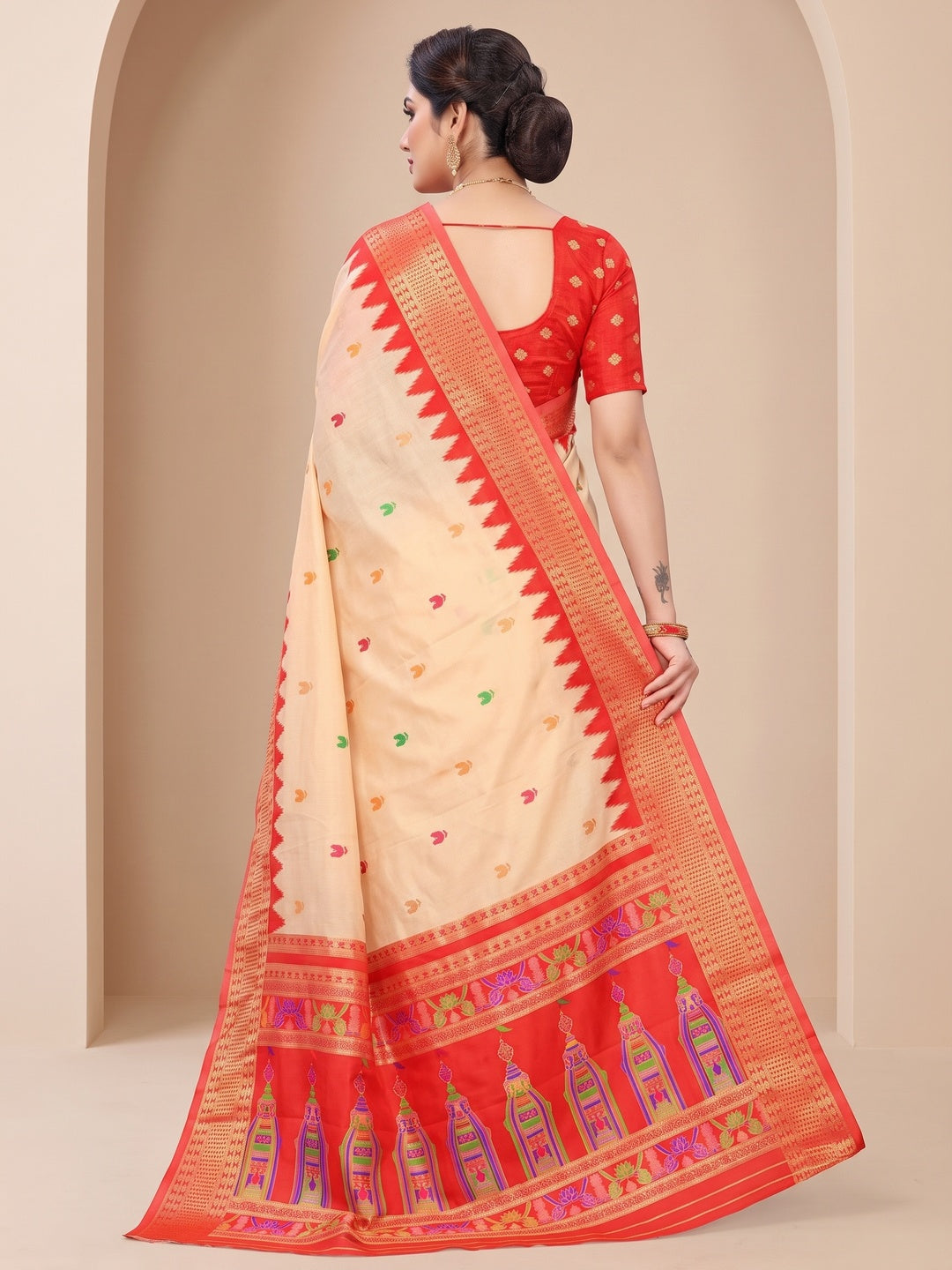 Peachmode Cream and Red Pure Silk Kalash Woven Saree - Image 5
