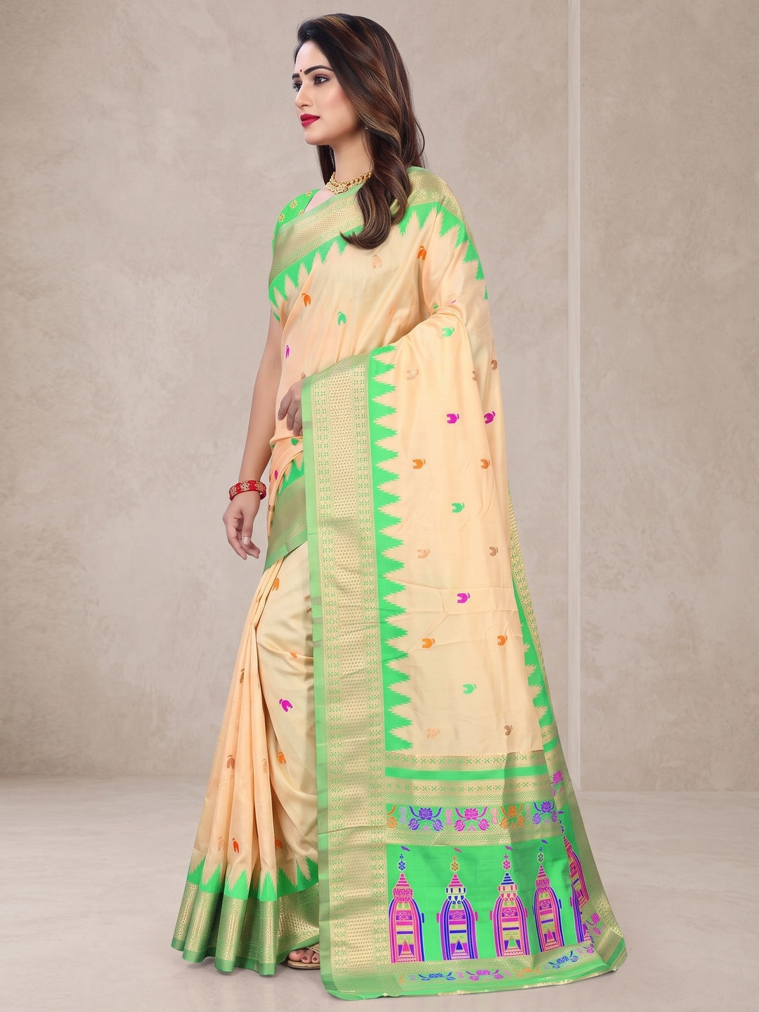 Peachmode Cream and Green Pure Silk Kalash Woven Saree - Image 3