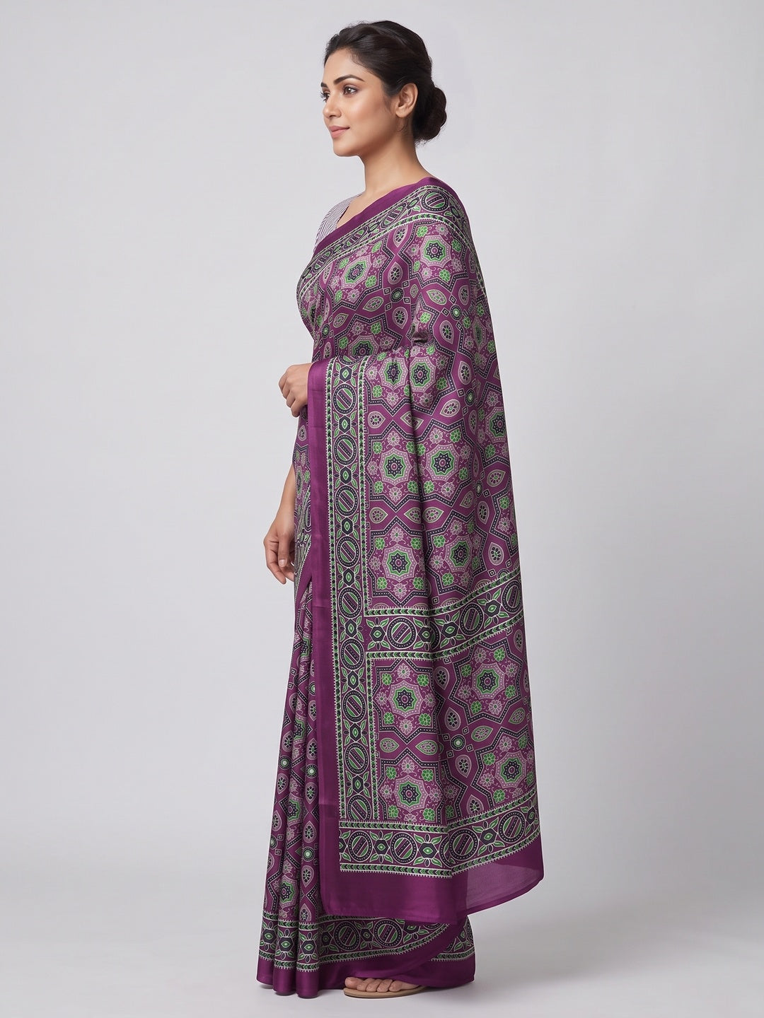 Modern Style Magenta Ajrakh Printed Crepe Silk Saree for Elegant Party Occasions - Image 3