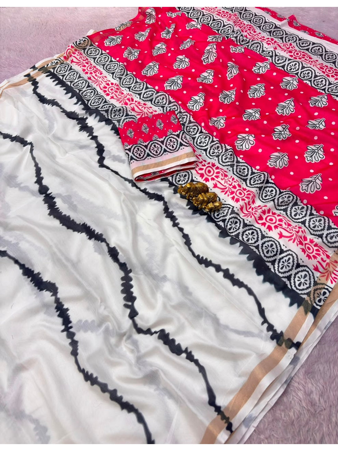 Peachmode Offwhite Leheriya Kalamkari Mul Cotton Saree - Image 4