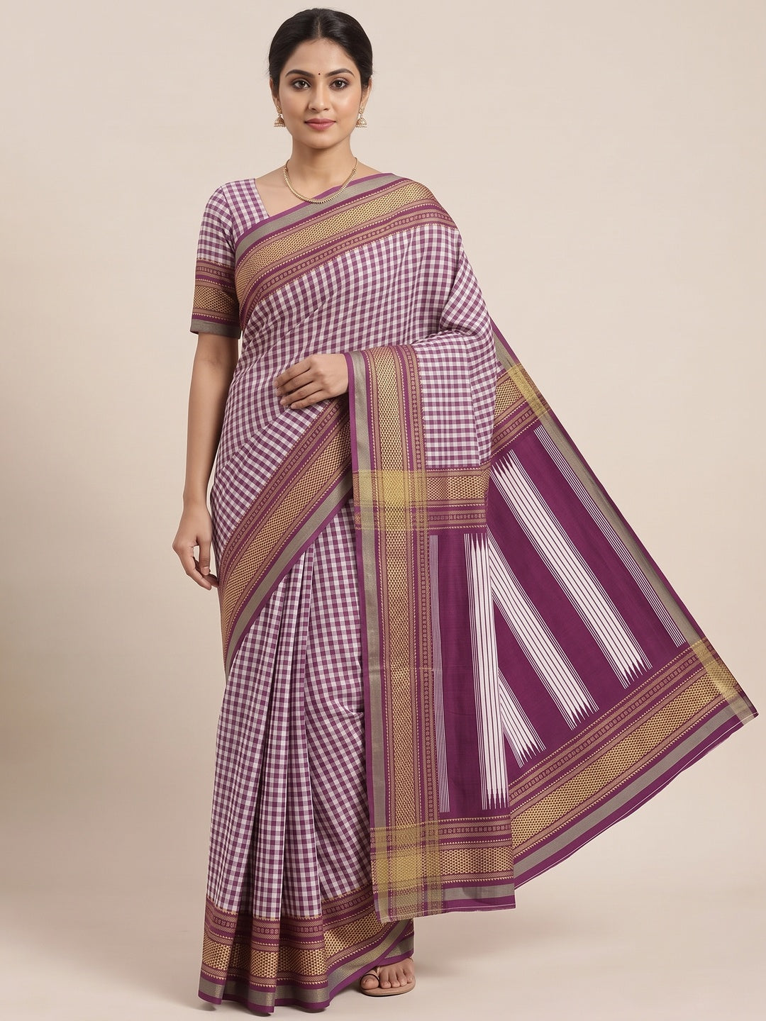 Peachmode Wine Checkered Mul Cotton Saree - Image 3