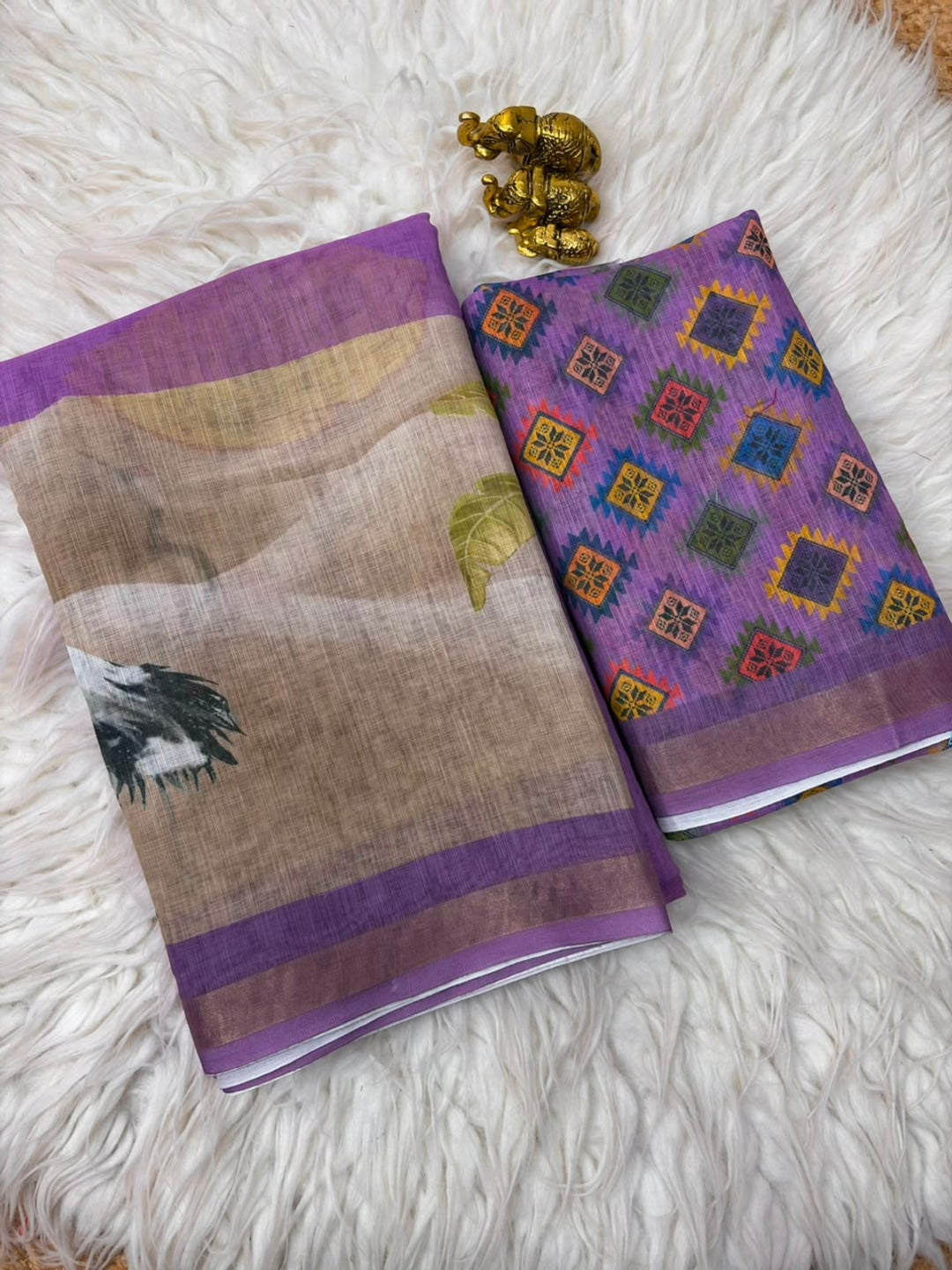 Peachmode Lavender Peacock Printed Linen Saree - Image 3