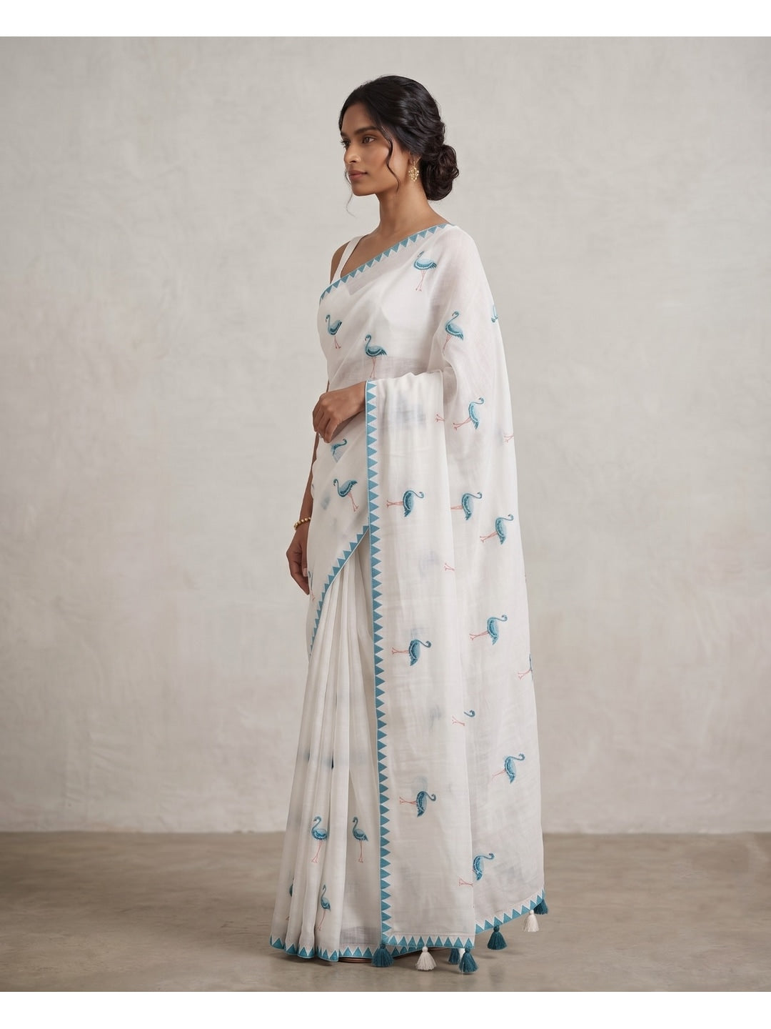 Peachmode Ivory Teal Blue Peacock Thread Work Linen Saree With Temple Edging - Image 4