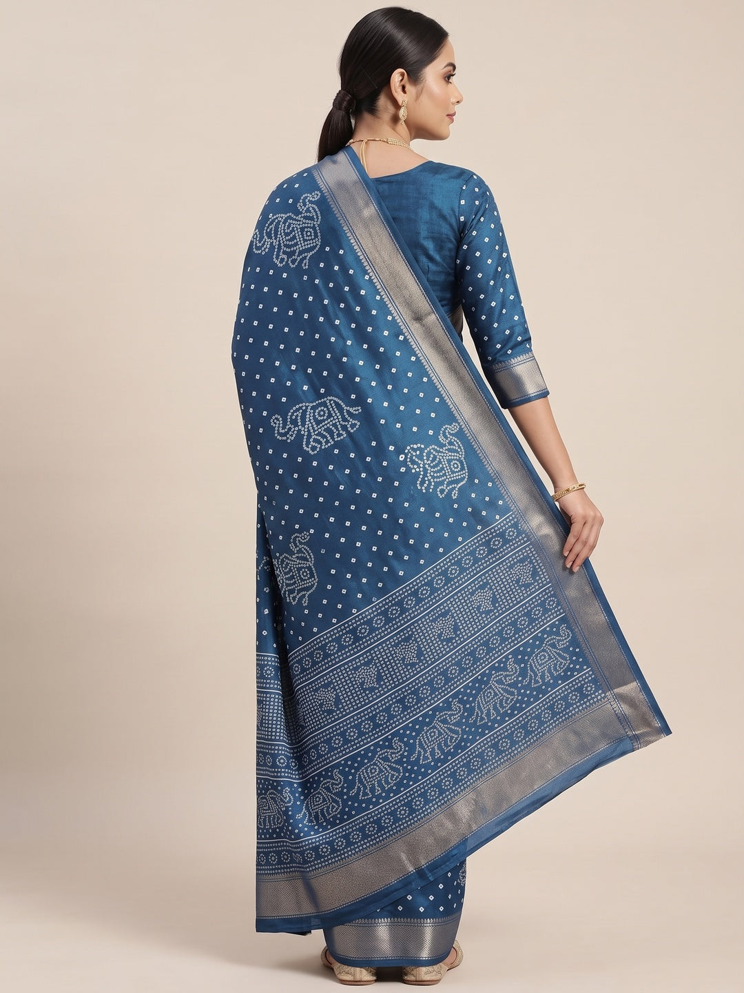 Blue Dola Silk Saree Featuring Traditional Bandhani Print & Elegant Weaving Border - Image 2