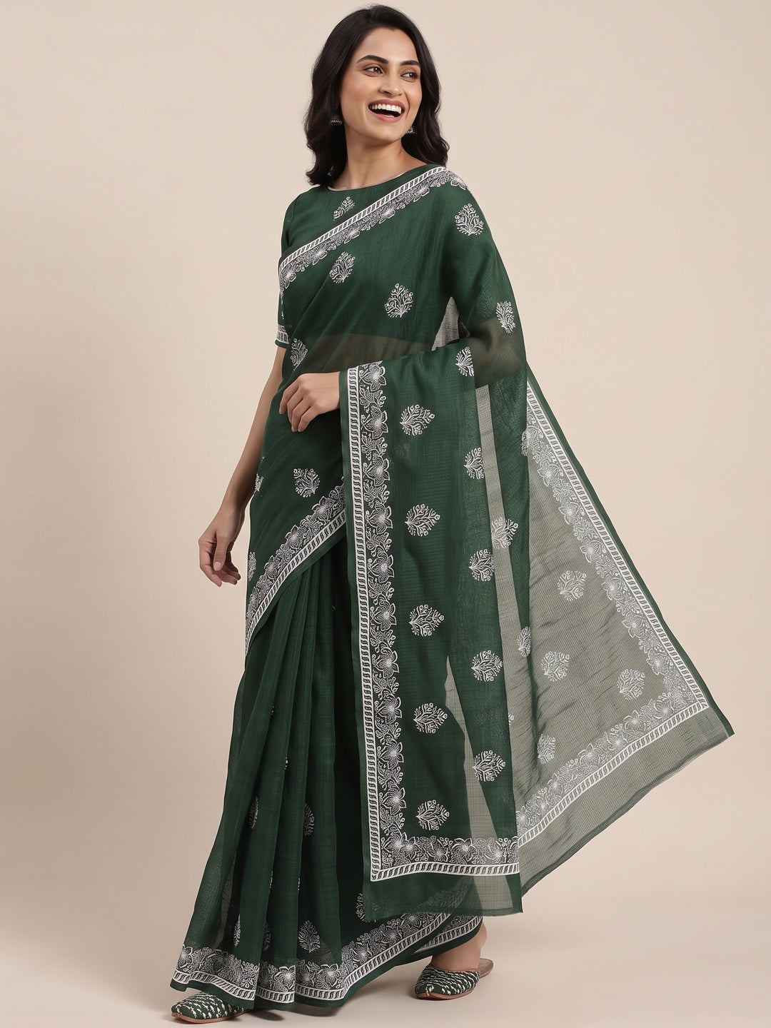 Elegant Dark Green Kota Doria Saree with Intricate Floral Embroidery Detailing - Image 4
