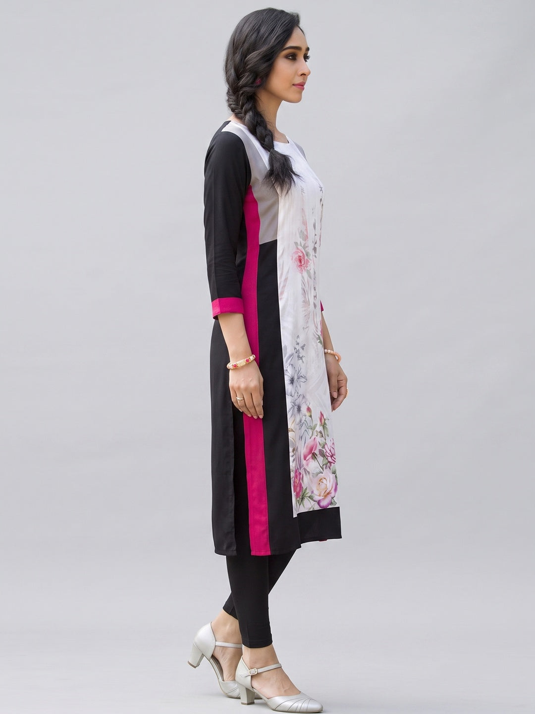 Classy White Colored Casual Printed Rayon Kurti - Image 3