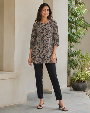 Peachmode Black Cotton Paisley Printed Top - Image 1